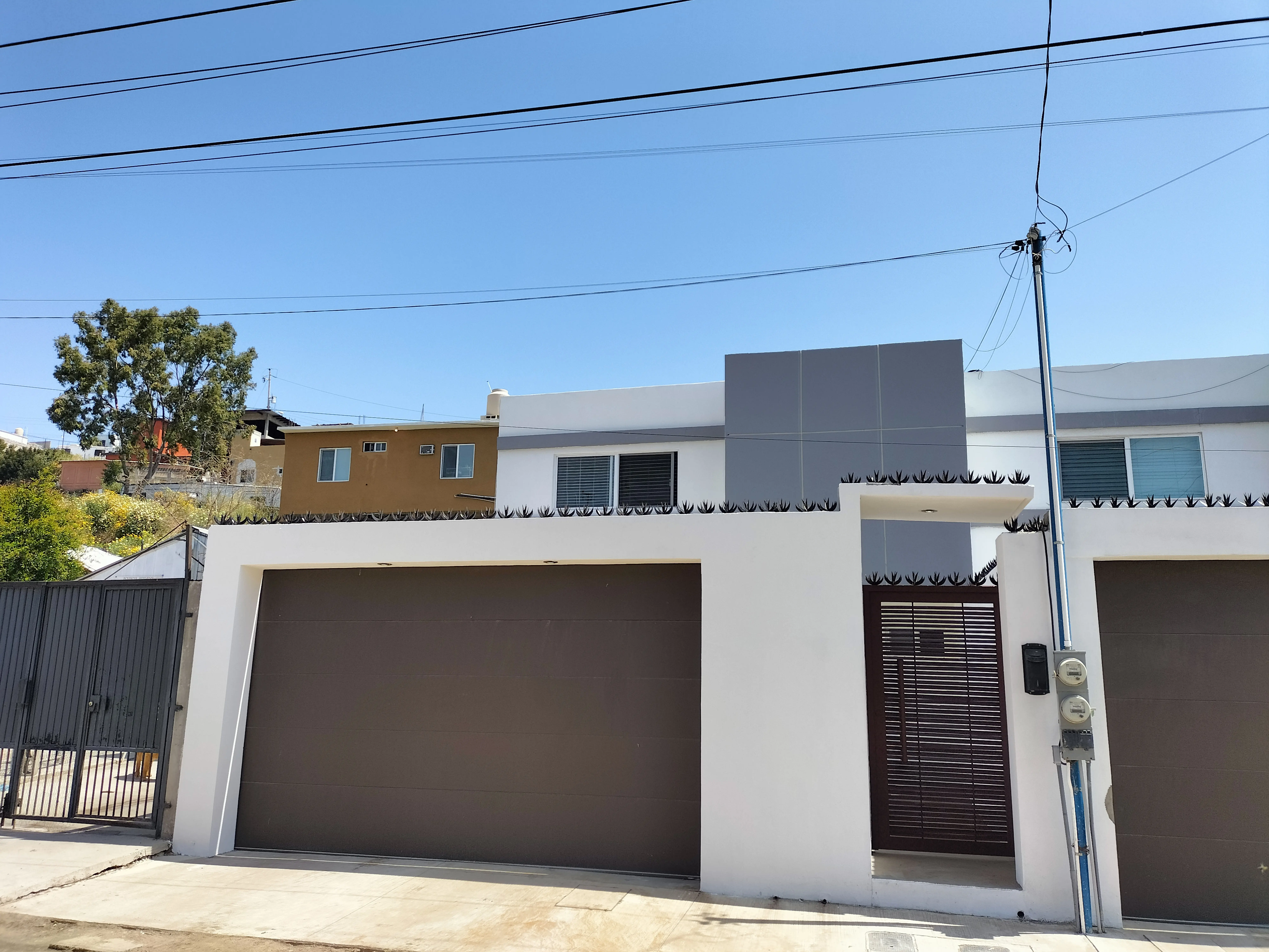 SE RENTA CASA EN SANTA LUCIA ROSARITO