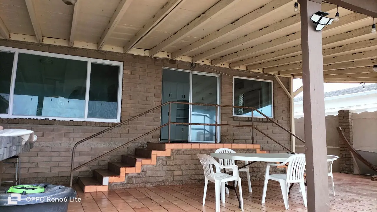 SE RENTA CASA EN FRACCIONAMIENTO SANTA MONICA ROSARITO
