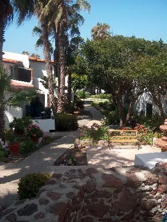 PRECIOSO CONDOMINIO EN RENTA LA PALOMA ROSARITO